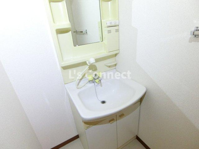 【洗面所】 | ブライトンコート仙台 | 朝の支度もスムーズな独立洗面台。