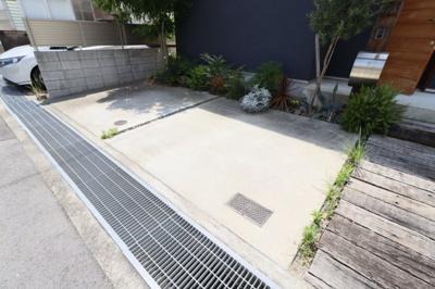 【駐車場】 | 大土平町2丁目　戸建