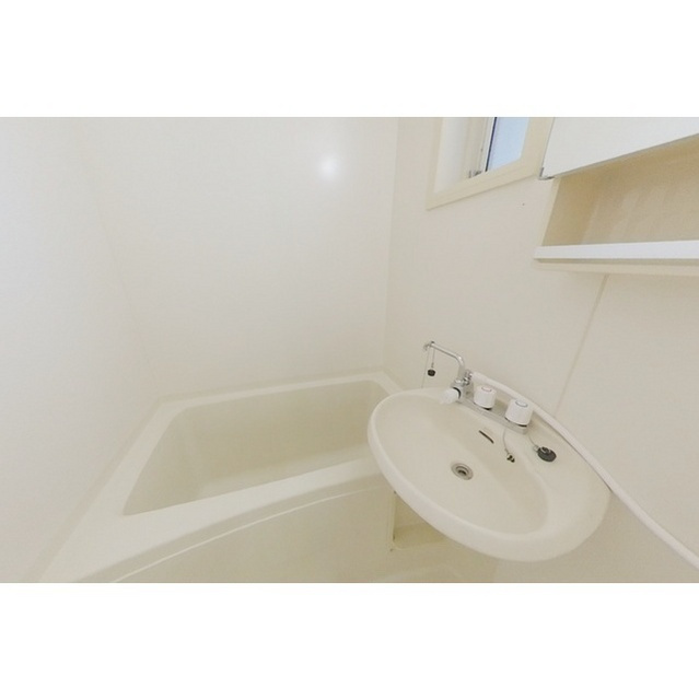 エースハイツの浴室