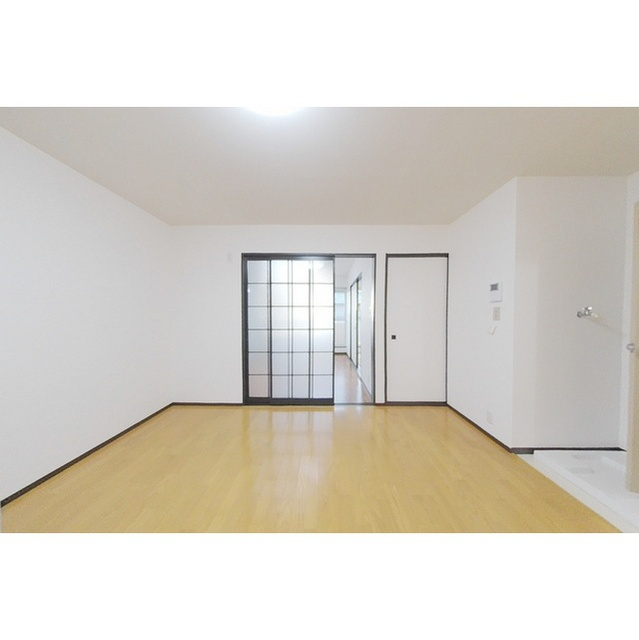 エースハイツの居間・リビング|DK