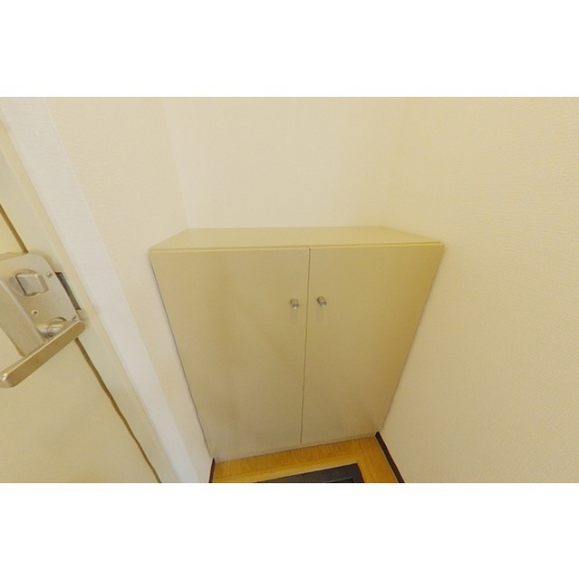 エースハイツの玄関|下駄箱