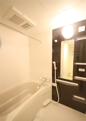 【浴室】 | セレニテ福島アリア