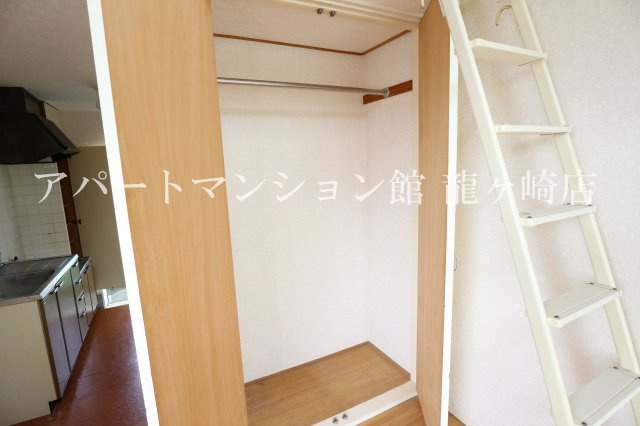 ウッディパレスフジＤ棟の収納