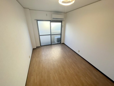 【居間・リビング】 | ゴールドハイツ