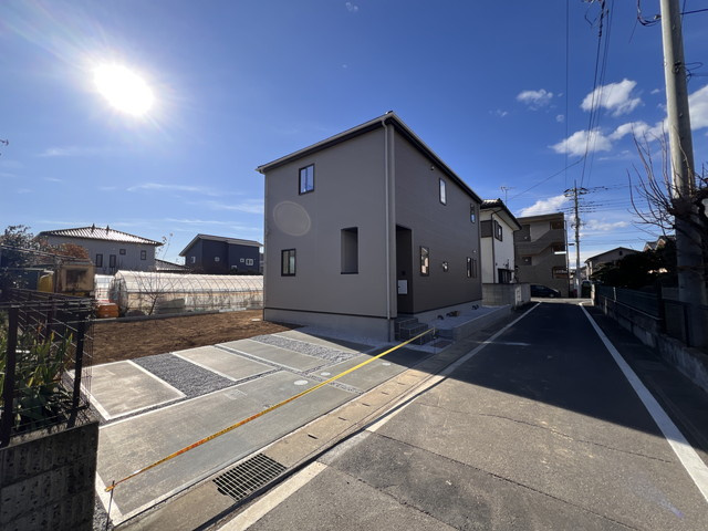 新築　前橋市関根町2期　1号棟の前面道路含む現地写真|現地写真　北側接道幅員約4ｍ	