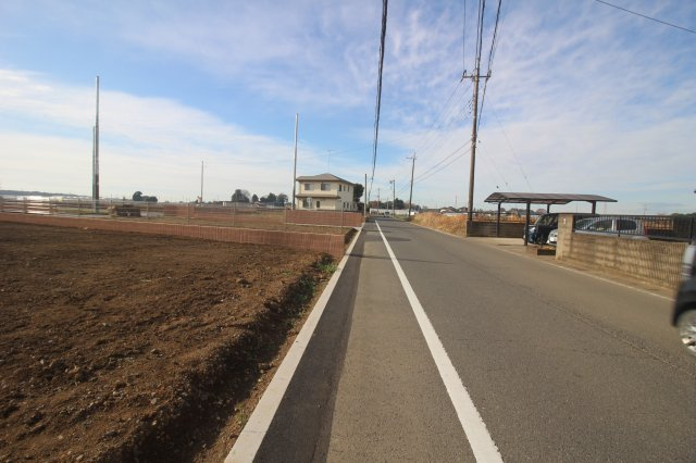 《分譲地》小山市横倉分譲地　全18区画の外観|分譲地北西側道路（2024年12月撮影）