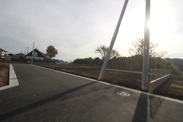 《分譲地》小山市横倉分譲地　全18区画の外観|分譲地東側の区画（2024年12月撮影）