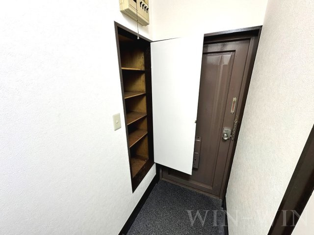 ARPOADOR Ⅰの玄関|イメージ（同施工会社同一モデルの写真です）