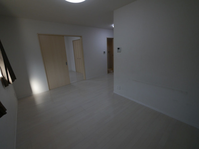 【居間・リビング】 | 仲介手数料半額！HPに初期費用掲載「プライスホーム」で検索！GOLDWINGヤフードーム前