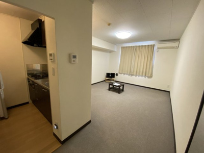 【居間・リビング】 | レオネクストＫＲＨフレンド | 設備・仕様は号室により異なる為、現況を優先致します。