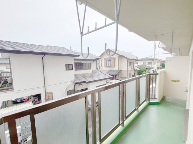 【バルコニー】 | 泉が丘ハイツ