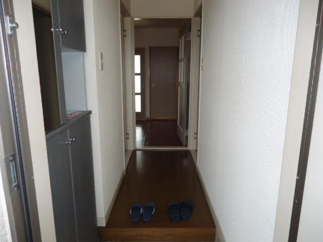 メゾンエクセルの玄関