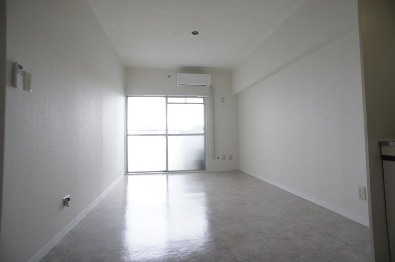 東カングランドマンション の居間・リビング