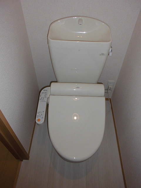 アロサールＫのトイレ|前回募集時の写真です。現況優先