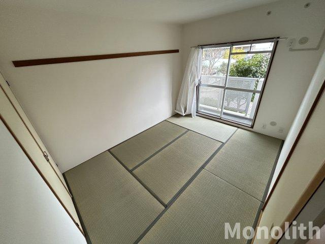 和泉市鶴山台３丁目の賃貸マンションの和室