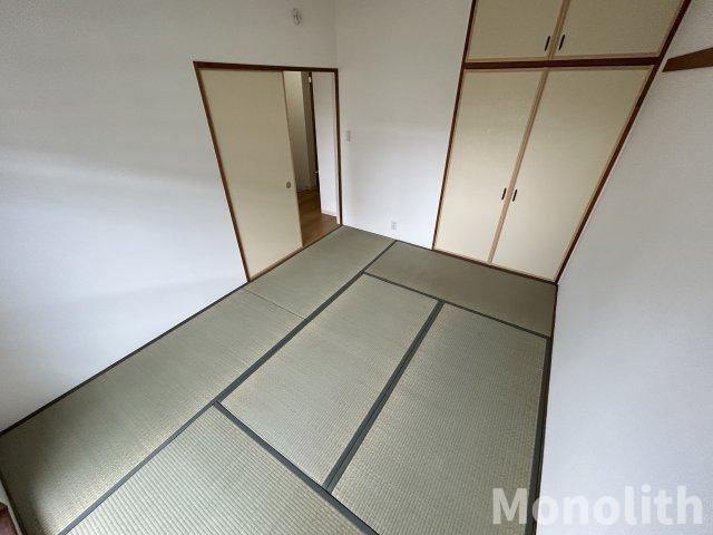 和泉市鶴山台３丁目の賃貸マンションの和室