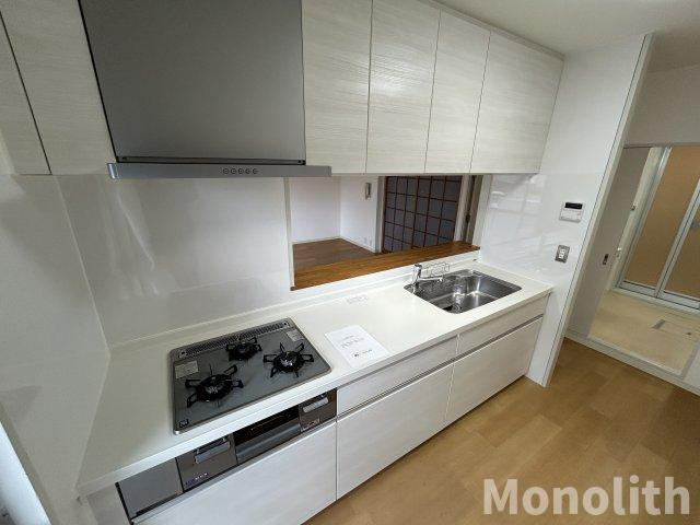 和泉市鶴山台３丁目の賃貸マンションのキッチン