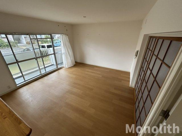 和泉市鶴山台３丁目の賃貸マンションの内装