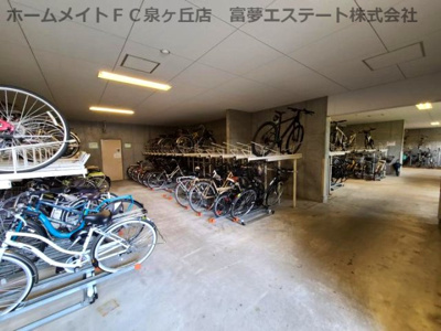 【その他共用部分】 | 堺・泉北光明池城山公園シンシア | 1～2階駐車場