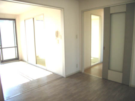 ヴィリジアン・ガーデンD・F・Gの居間・リビング|ゆったりとしたリビングです