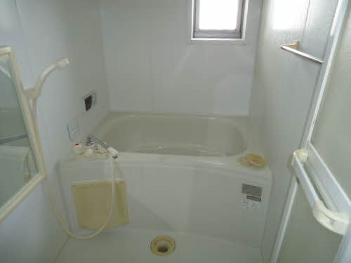 ヴィリジアン・ガーデンD・F・Gの浴室|日々の暮らしに欠かせないお風呂です