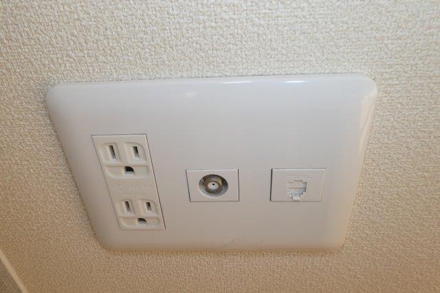 カンパーニャ・ワンＣの設備|TVジャック・電話モジュラー