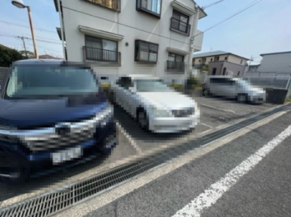 コピアス小山の駐車場