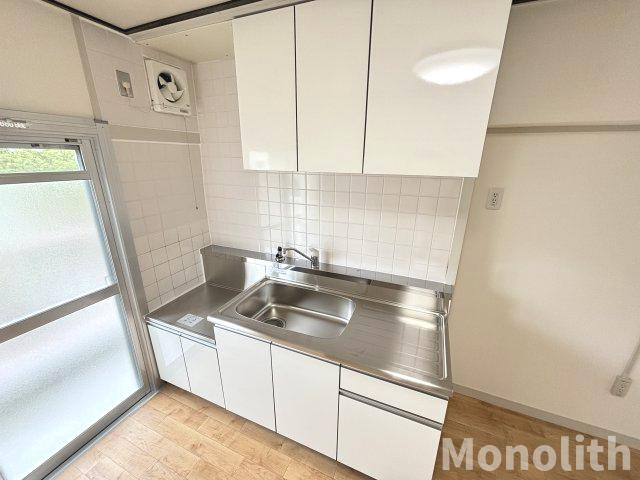 鶴山台36号棟のキッチン