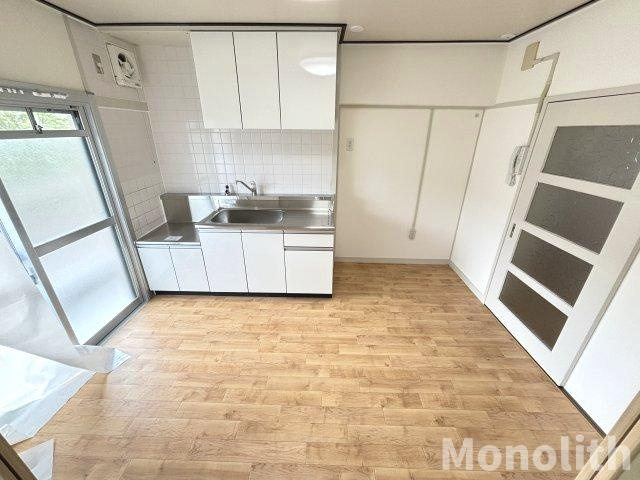 鶴山台36号棟の居間・リビング