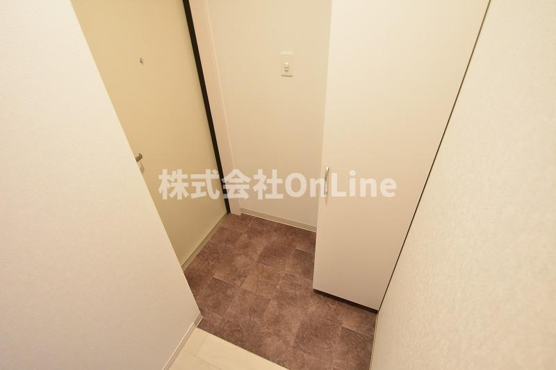 F asecia AMUZ Ⅰの玄関