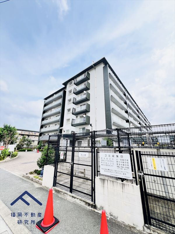 日商岩井福陵マンションの外観