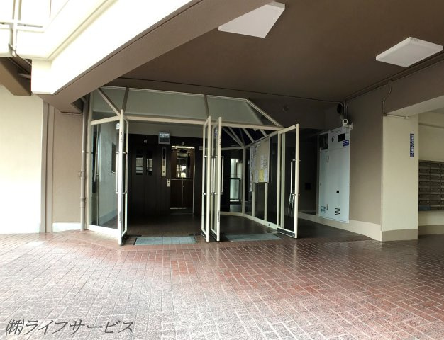 【エントランス】 | 新大阪ファイナンスA・B棟 | エントランス