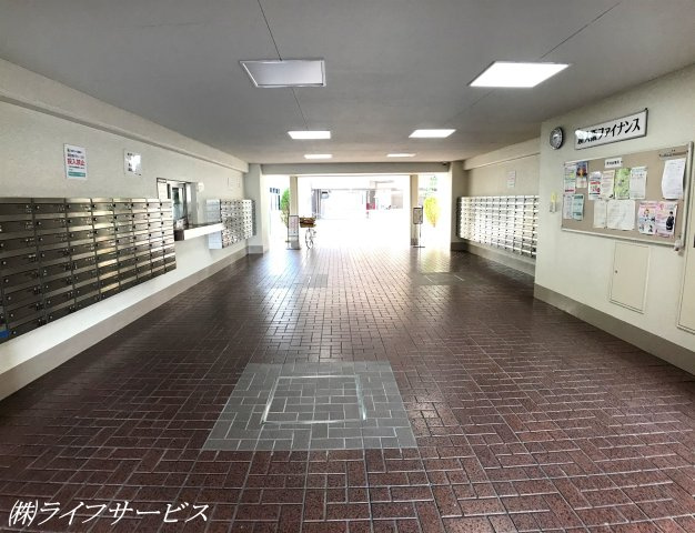 【エントランス】 | 新大阪ファイナンスA・B棟 | エントランスホール