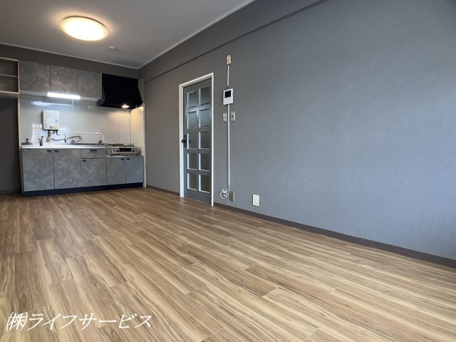 【居間・リビング】 | 新大阪ファイナンスA・B棟 | リビング/全居室開口部有！