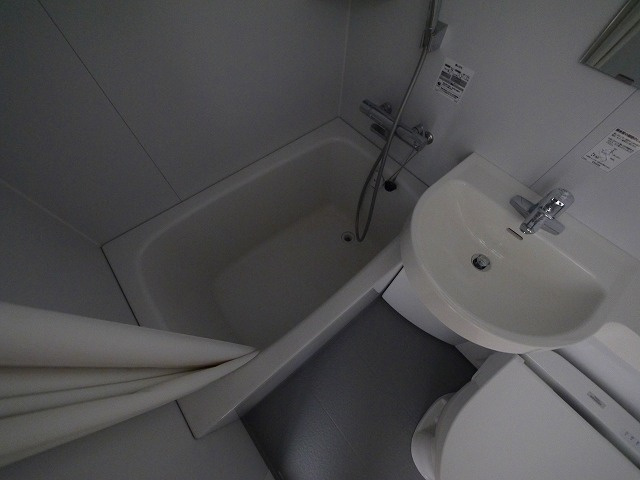 シティパレス21西大寺P-1の浴室|お風呂です