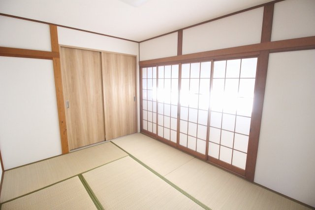 壬生町安塚の和室|リビング横には6帖の和室付！