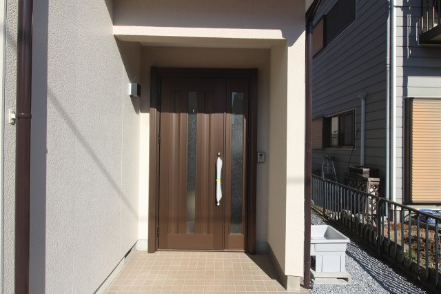 壬生町安塚の玄関|鍵&ドアも新品に交換済みで安心！