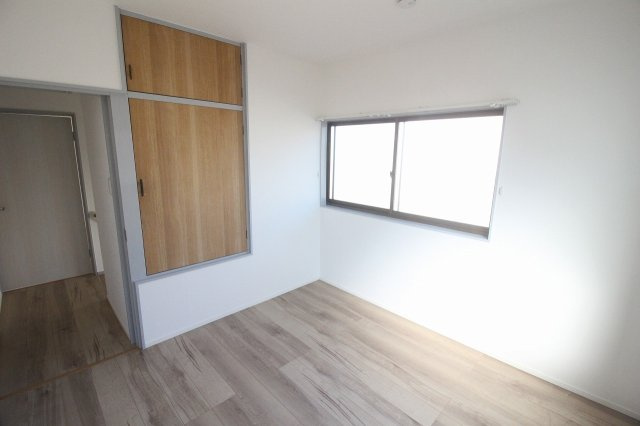 壬生町安塚の洋室|2階北東側の洋室