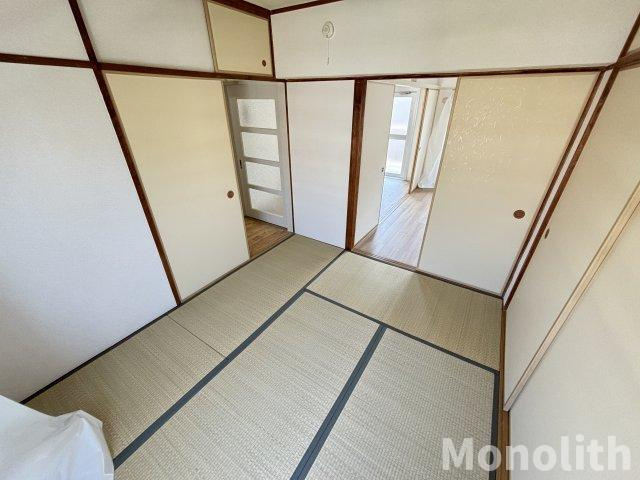 鶴山台37号棟の和室