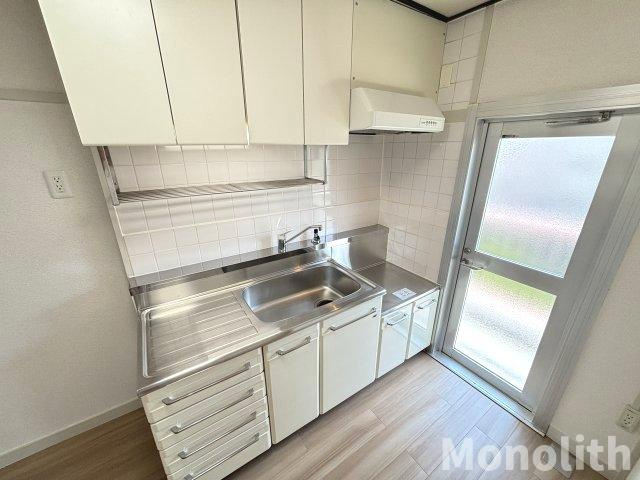 鶴山台37号棟のキッチン