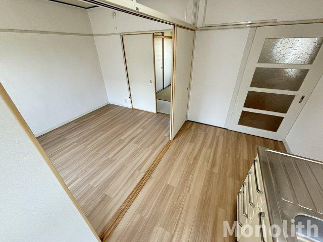 鶴山台37号棟の内装