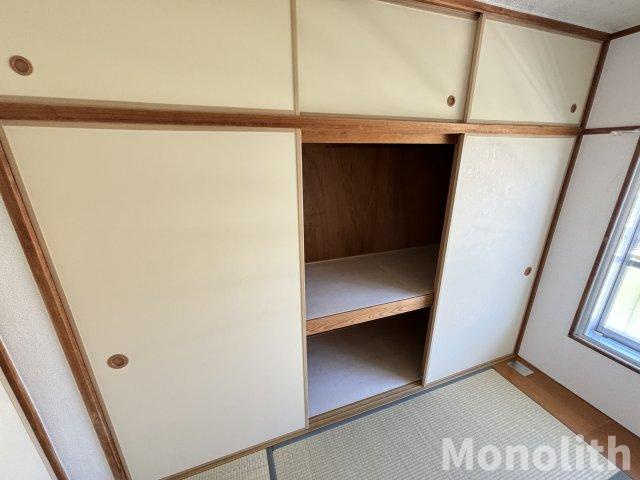 鶴山台37号棟の収納