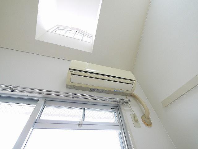 シティパレス21西大寺Part1の設備|エアコンです