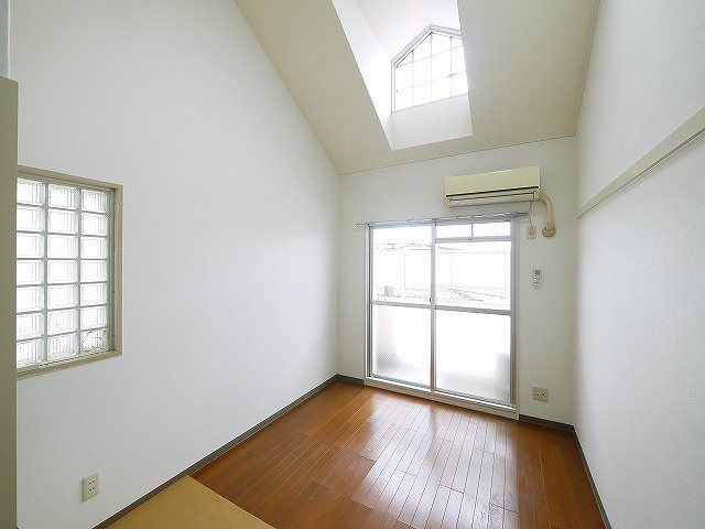 シティパレス21西大寺Part1の洋室|洋室です