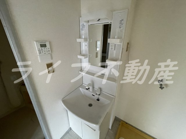 サンライフ若江東の洗面所|使いやすい洗面所です