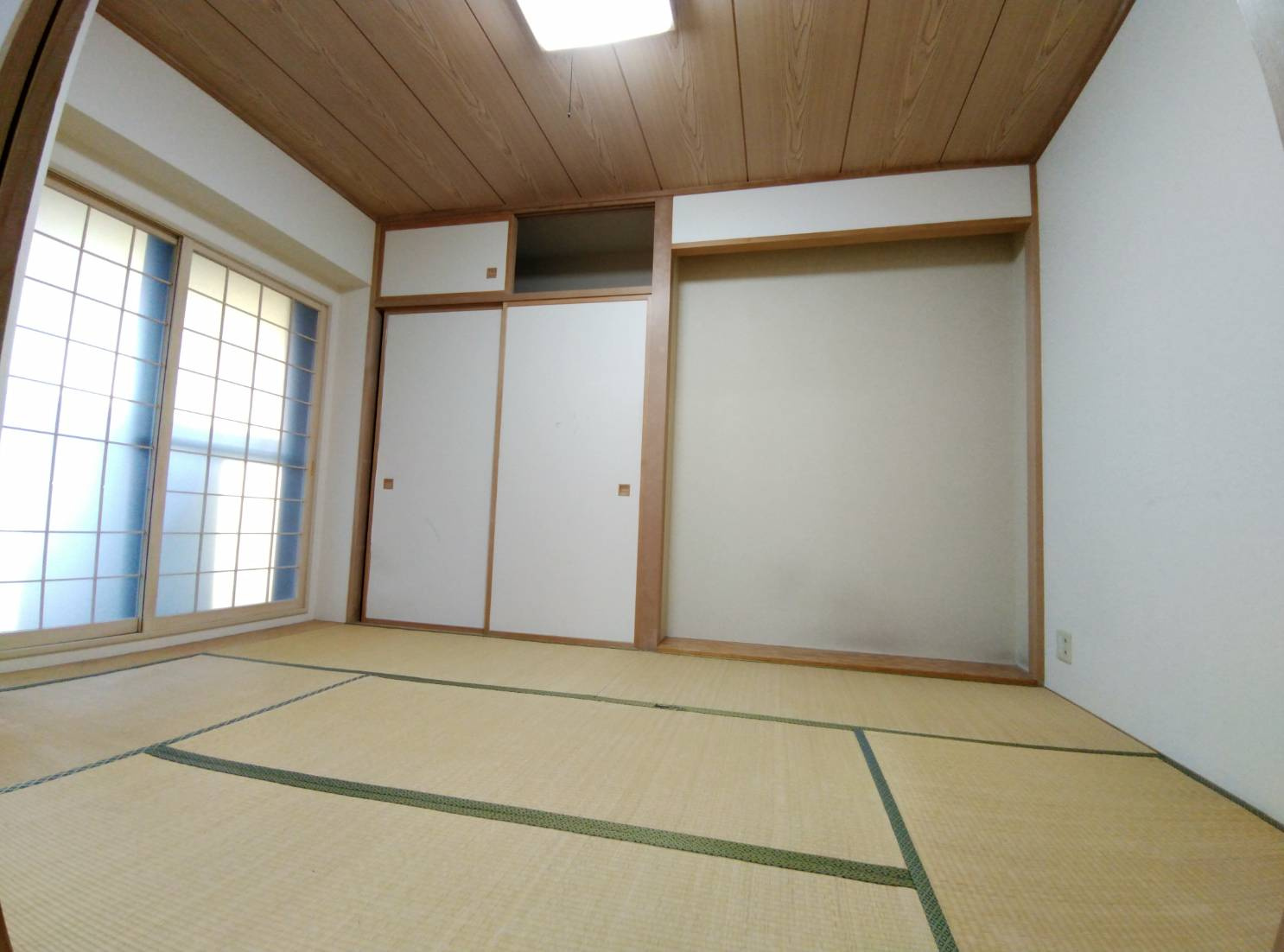 芦野マンションの和室