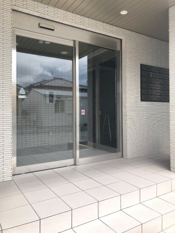 SKY&EARTHのエントランス