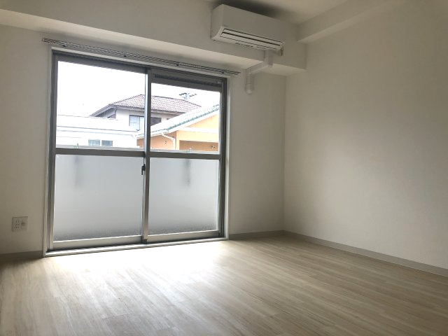 SKY&EARTHの居間・リビング