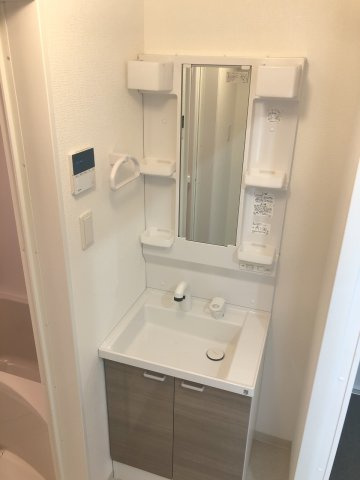 SKY&EARTHの独立洗面台