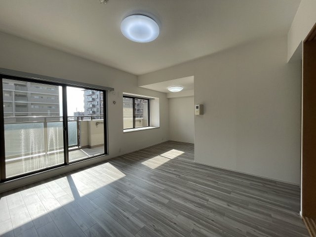 【居間・リビング】の画像